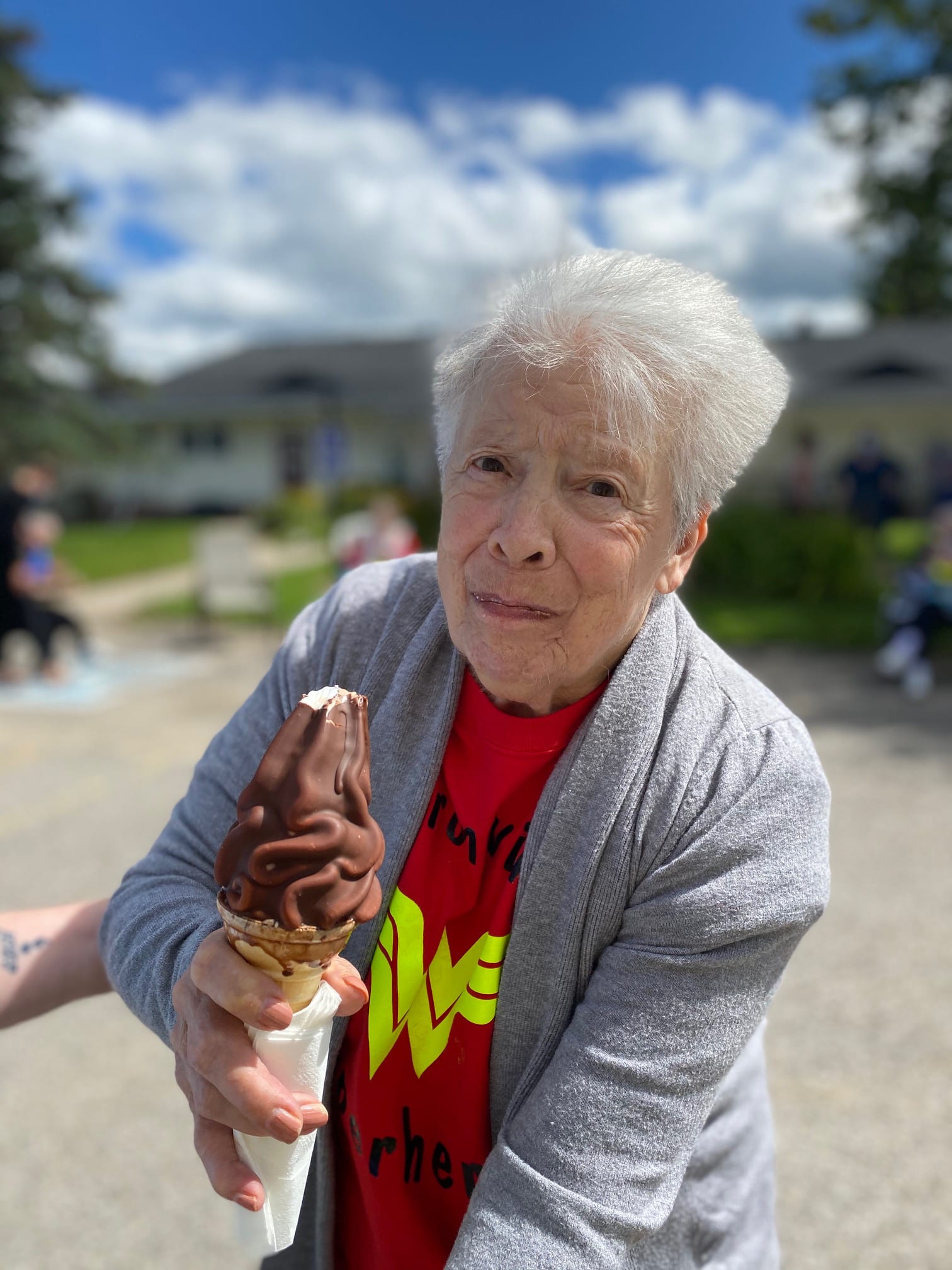 BBQ and Ice Cream social - Shelburne Long Term Care Home